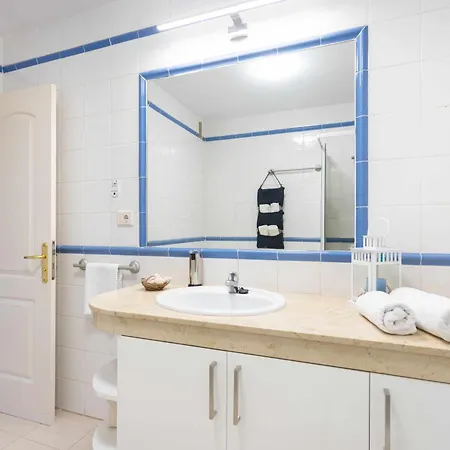 Agradable Piso Con Piscina & Playa Terraza Y Wifi * Costa Del Silencio