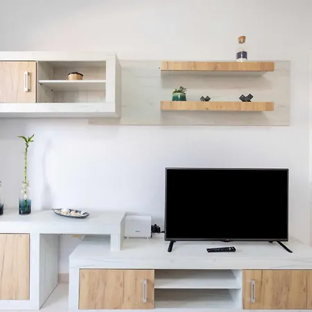 Agradable Piso Con Piscina & Playa Terraza Y Wifi