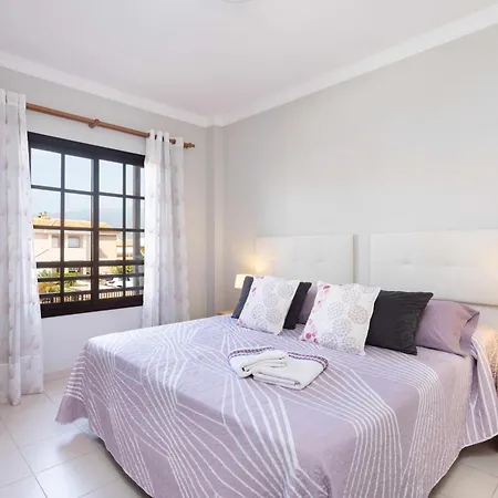 Agradable Piso Con Piscina & Playa Terraza Y Wifi Costa Del Silencio