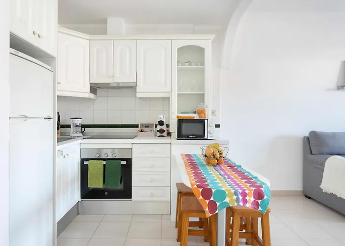 Agradable Piso Con Piscina & Playa Terraza Y Wifi Lägenhet